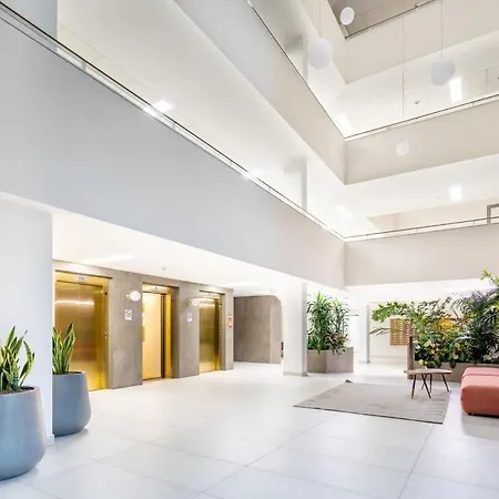 Modern Bright Place With Terrace Апартаменты