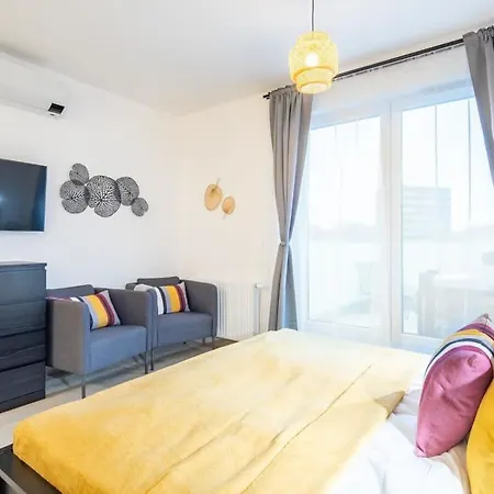 דירה Modern Bright Place With Terrace בודפשט