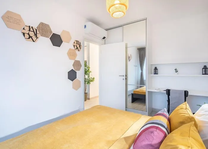 Modern Bright Place With Terrace * Budapesta